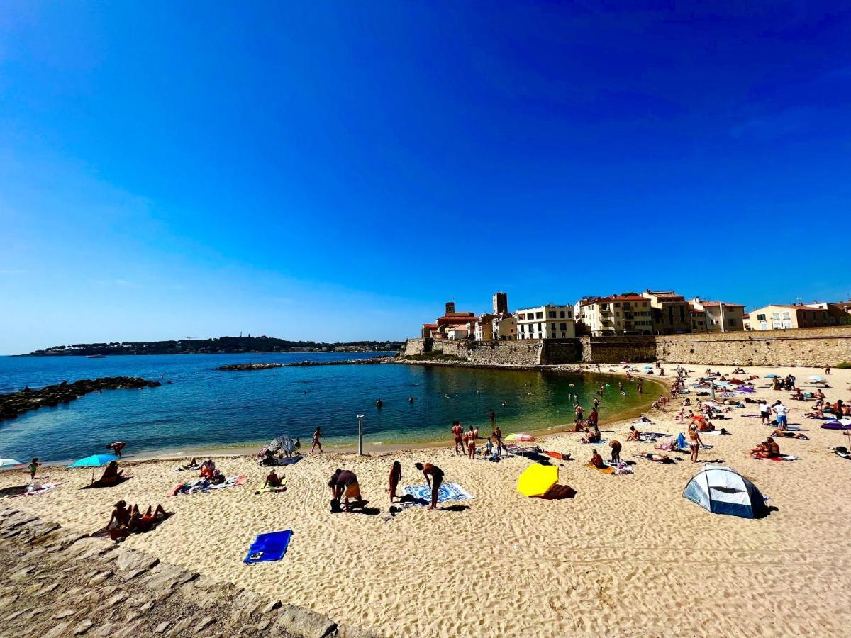 Superbe Appartement En Plein Centre Du Vieil Antibes Bagian luar foto